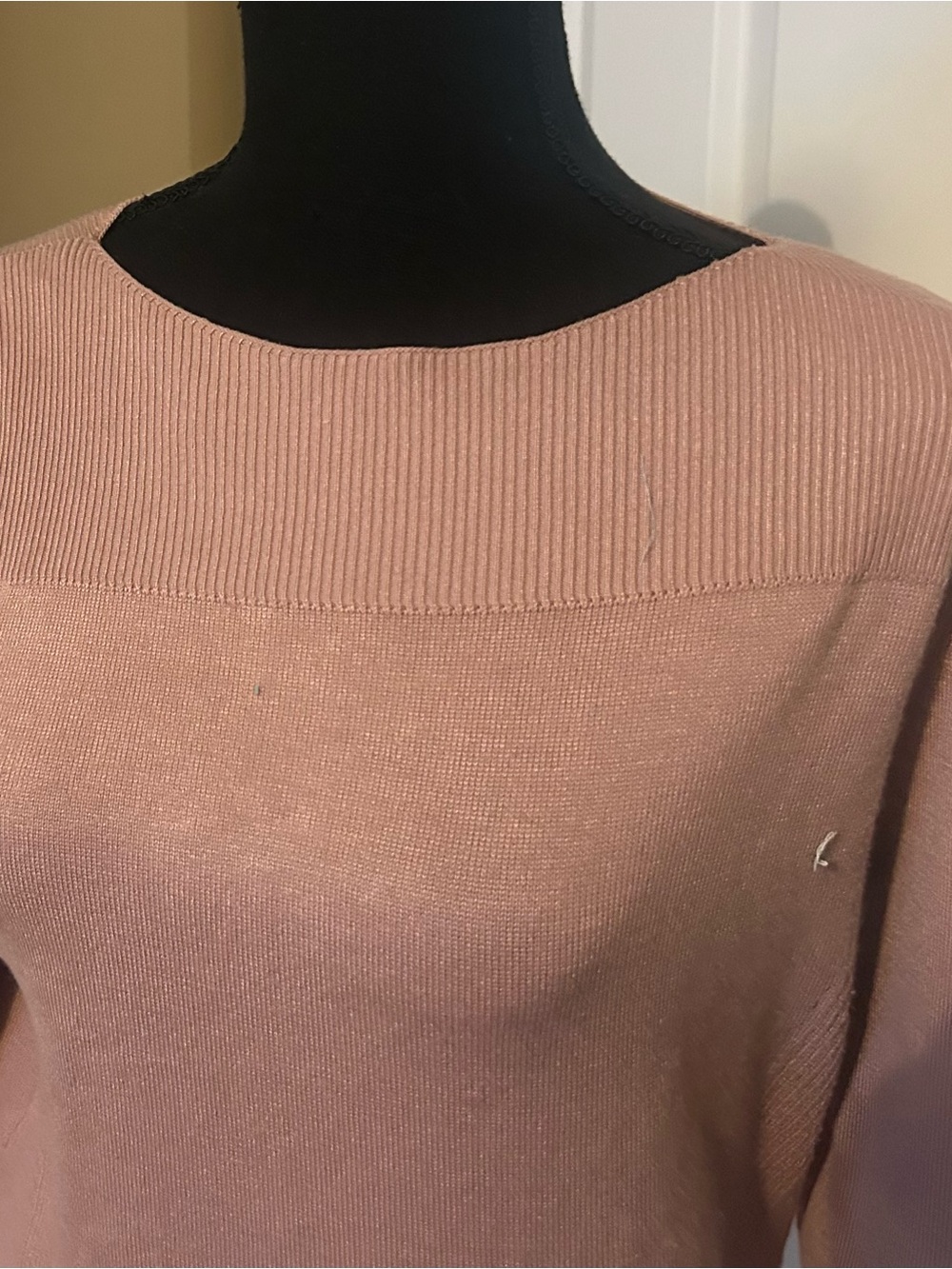 Cable & Gauge Ribbed Crewneck Sweater in Dusty Blush